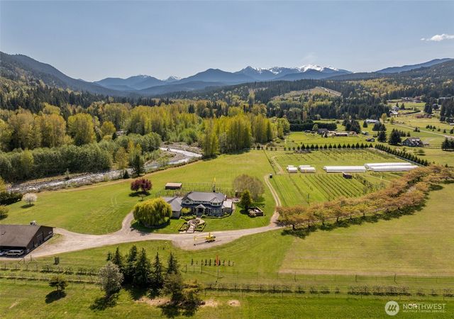 231 River Run Road, Sequim, WA 98382