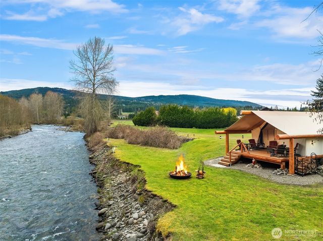 231 River Run Road, Sequim, WA 98382