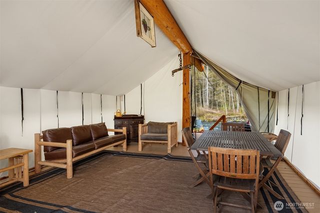 231 River Run Road, Sequim, WA 98382
