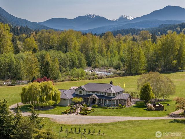 231 River Run Road, Sequim, WA 98382