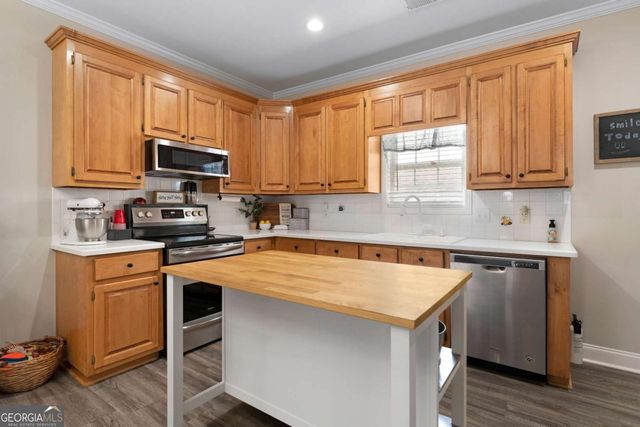 414 Manor Way, Cartersville, GA 30120