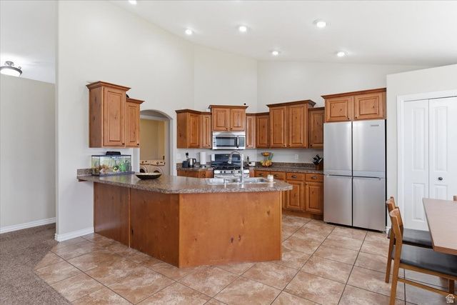 4521 W 5625 S, Hooper, UT 84315