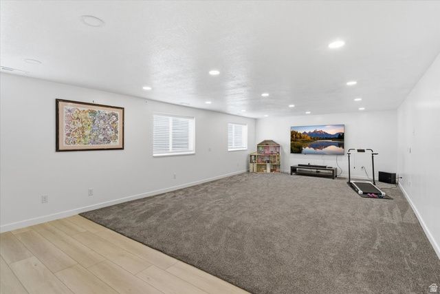 4521 W 5625 S, Hooper, UT 84315