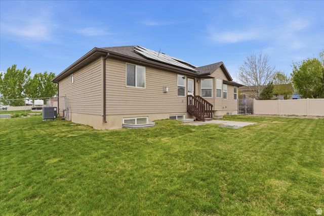 4521 W 5625 S, Hooper, UT 84315