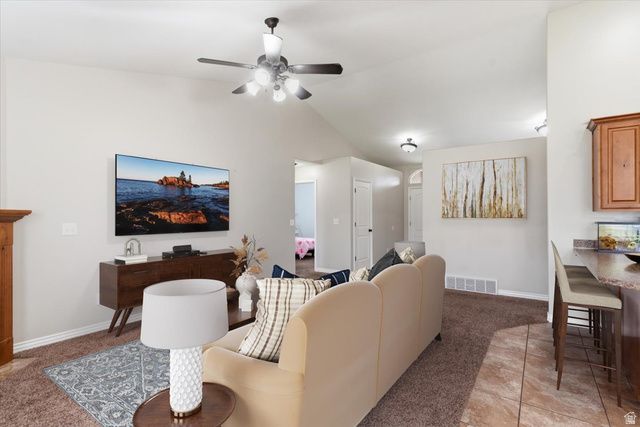 4521 W 5625 S, Hooper, UT 84315