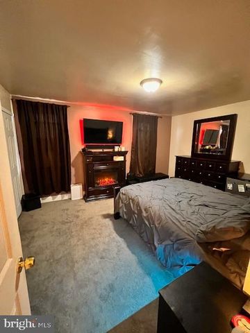 8730 GILLESPIE ST, Philadelphia, PA 19136