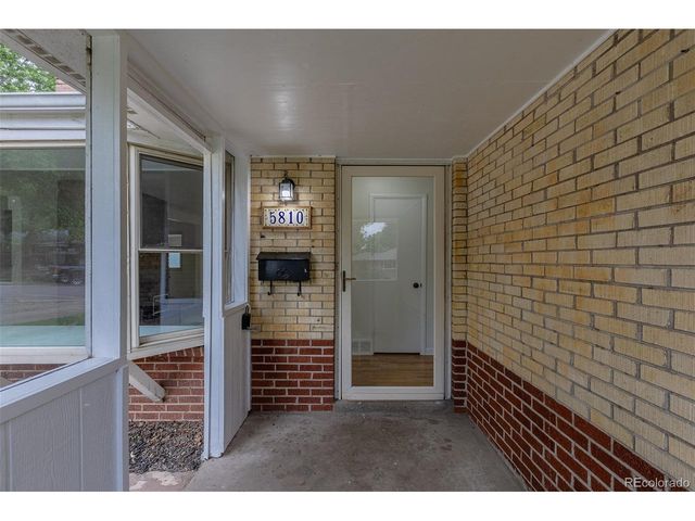 5810 S Greenwood St, Littleton, CO 80120