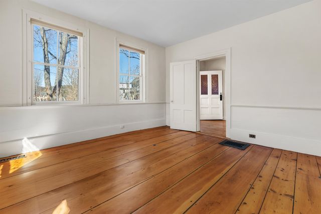 85 Academy Road, Thetford, VT 05074