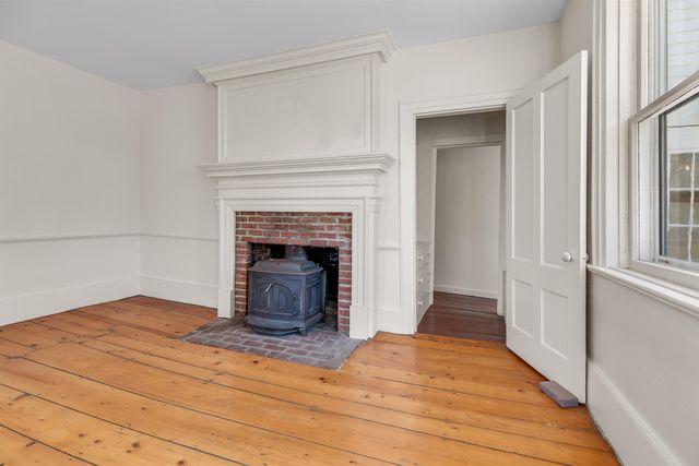 85 Academy Road, Thetford, VT 05074