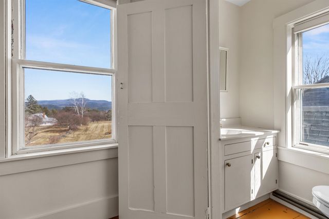 85 Academy Road, Thetford, VT 05074