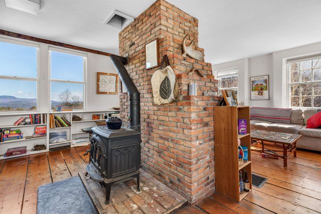 85 Academy Road, Thetford, VT 05074