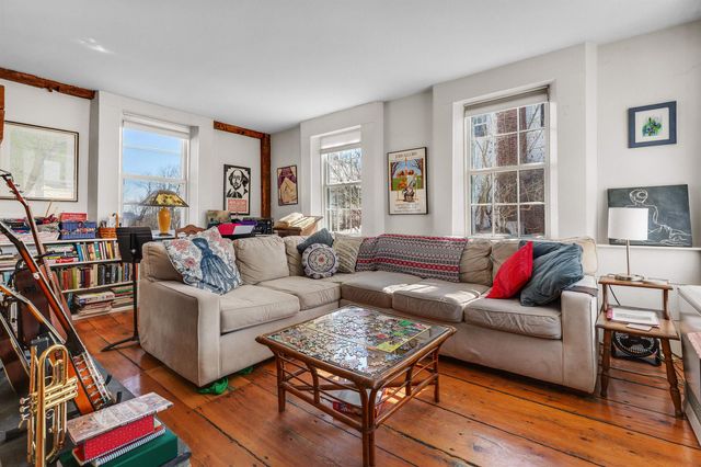85 Academy Road, Thetford, VT 05074
