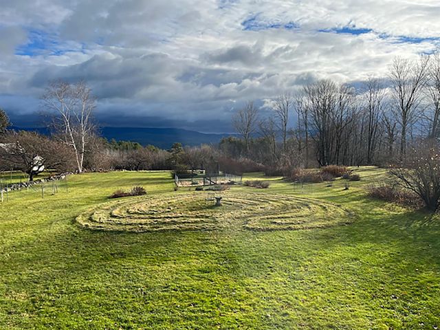 85 Academy Road, Thetford, VT 05074