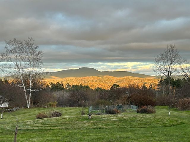 85 Academy Road, Thetford, VT 05074
