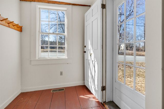 85 Academy Road, Thetford, VT 05074
