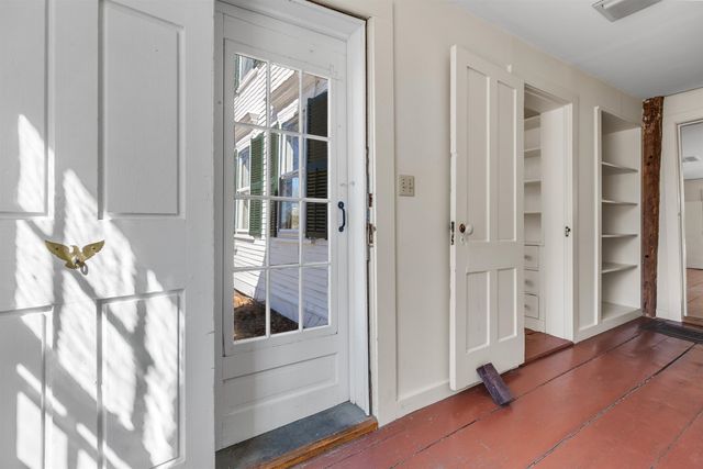 85 Academy Road, Thetford, VT 05074