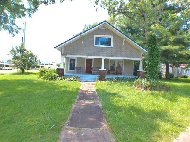 201 Hodges St, N, Cowan, TN 37318