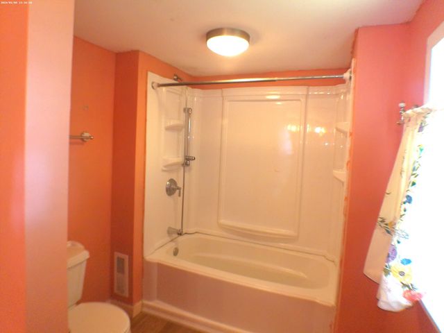 201 Hodges St, N, Cowan, TN 37318