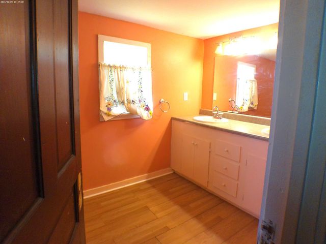 201 Hodges St, N, Cowan, TN 37318