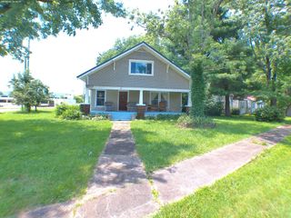 201 Hodges St, N, Cowan, TN 37318