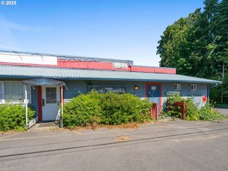 50316 COLUMBIA RIVER Hwy, Scappoose, OR 97056
