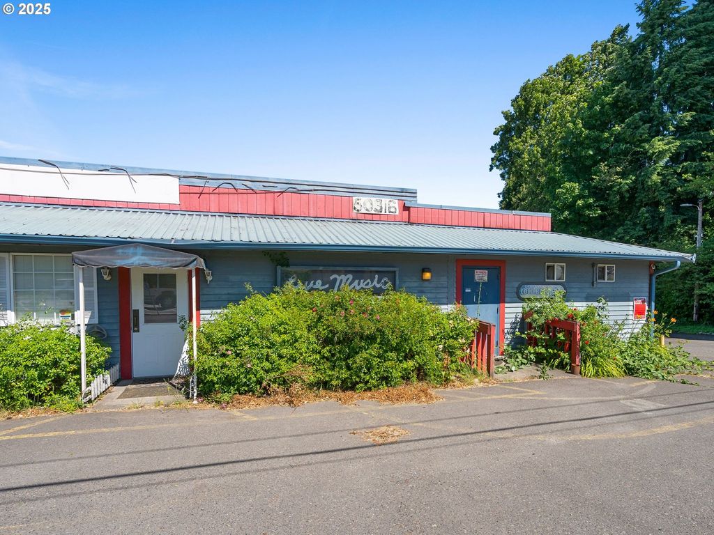 50316 COLUMBIA RIVER Hwy, Scappoose, OR 97056