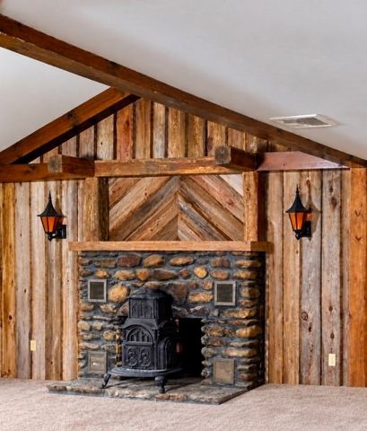 261 Brookfield Rd, Charlton, MA 01507