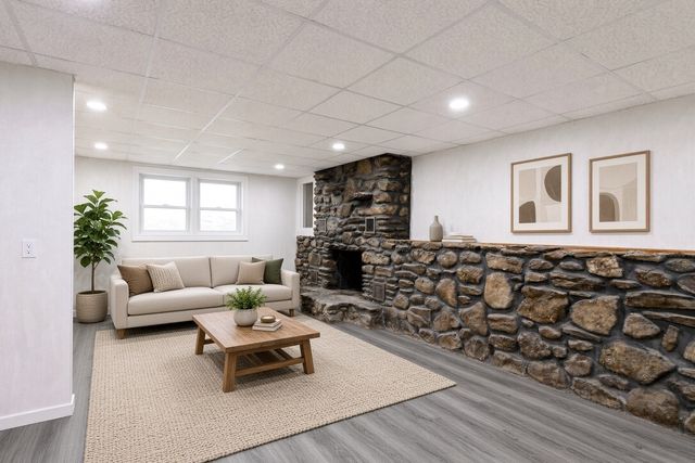 261 Brookfield Rd, Charlton, MA 01507