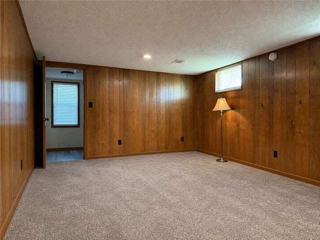2401 & 2403 SW 6th Street, Blue Springs, MO 64014