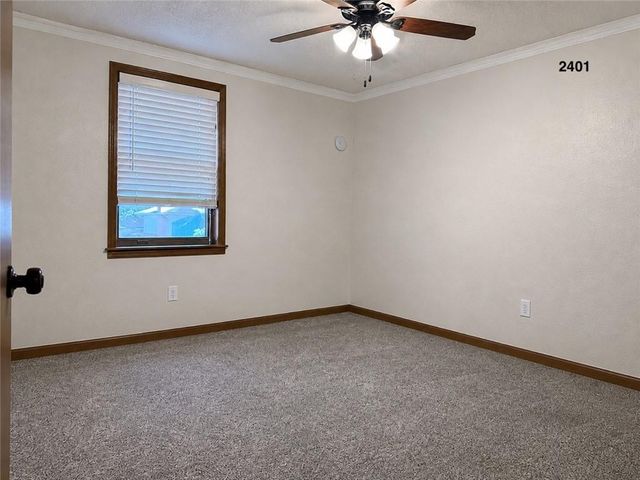 2401 & 2403 SW 6th Street, Blue Springs, MO 64014