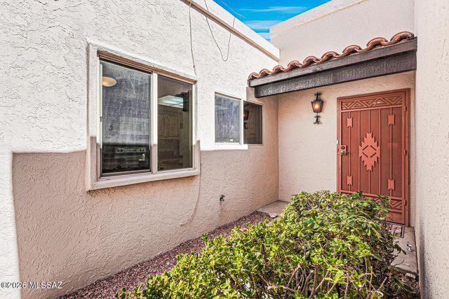 375 S Placita La Paz, Green Valley, AZ 85614