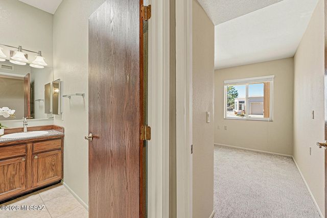 375 S Placita La Paz, Green Valley, AZ 85614