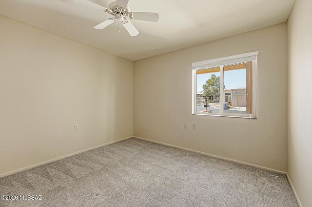 375 S Placita La Paz, Green Valley, AZ 85614