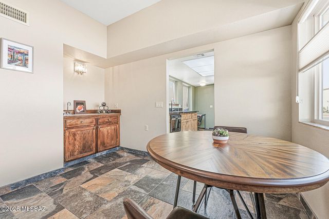 375 S Placita La Paz, Green Valley, AZ 85614