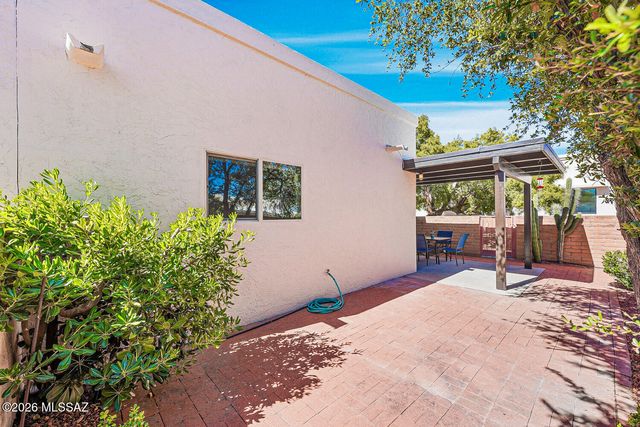 375 S Placita La Paz, Green Valley, AZ 85614