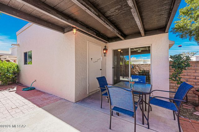375 S Placita La Paz, Green Valley, AZ 85614