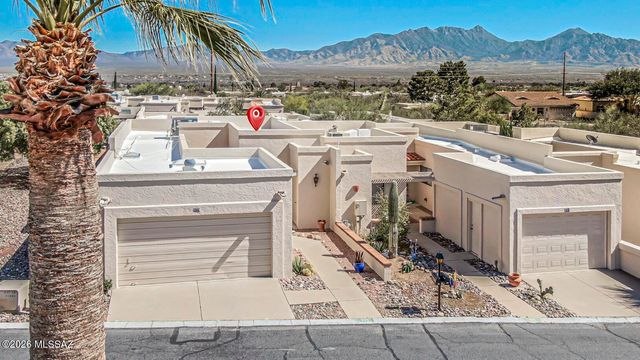 375 S Placita La Paz, Green Valley, AZ 85614