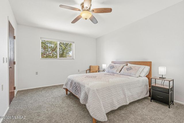 375 S Placita La Paz, Green Valley, AZ 85614