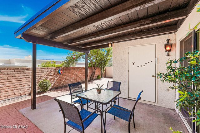 375 S Placita La Paz, Green Valley, AZ 85614