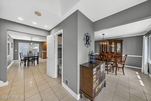 10 Damascus Drive, Marlboro, NJ 07746