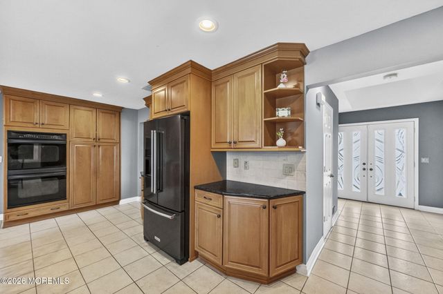 10 Damascus Drive, Marlboro, NJ 07746