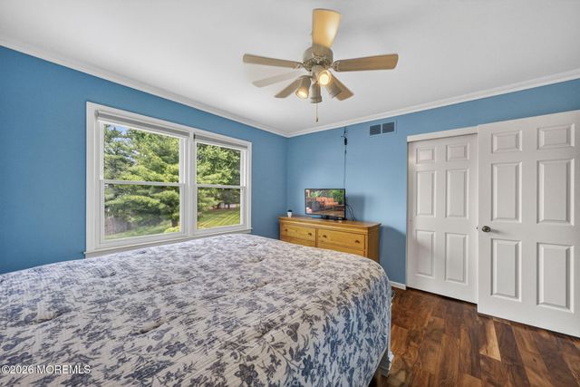 10 Damascus Drive, Marlboro, NJ 07746