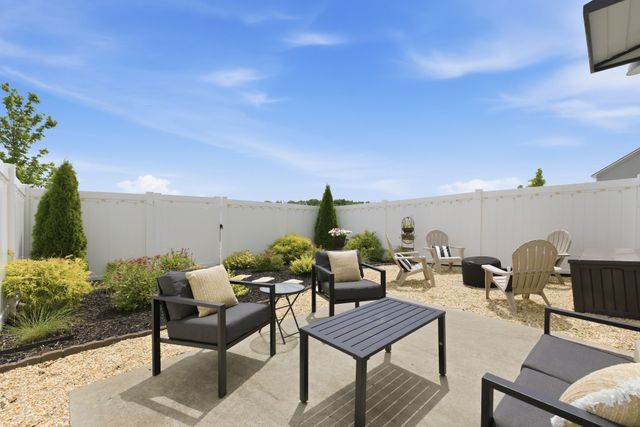 1000 June Wilde Rdg, Spring Hill, TN 37174