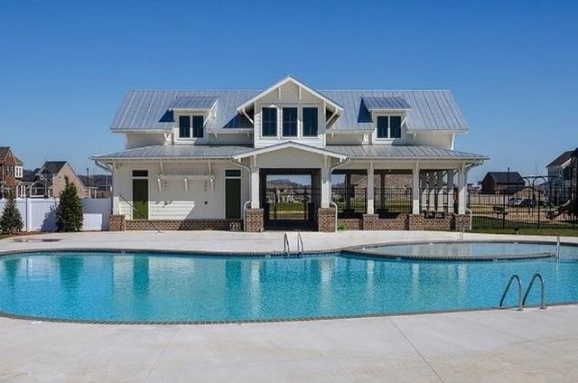 1000 June Wilde Rdg, Spring Hill, TN 37174