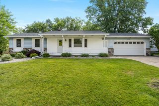 6914 Brooklyn Avenue Se, Gaines Twp, MI 49508