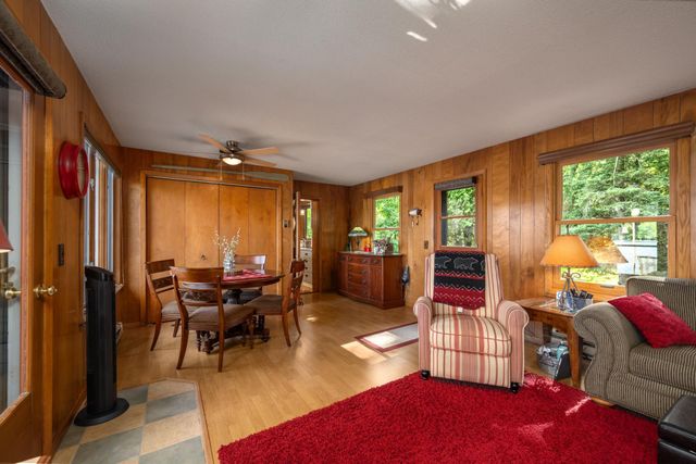 1351 Hungerford Point, Saint Croix Falls, WI 54024