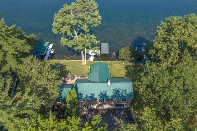 1351 Hungerford Point, Saint Croix Falls, WI 54024