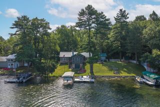 1351 Hungerford Point, Saint Croix Falls, WI 54024