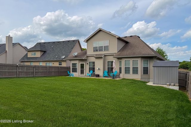 11712 English Meadow Dr, Louisville, KY 40229