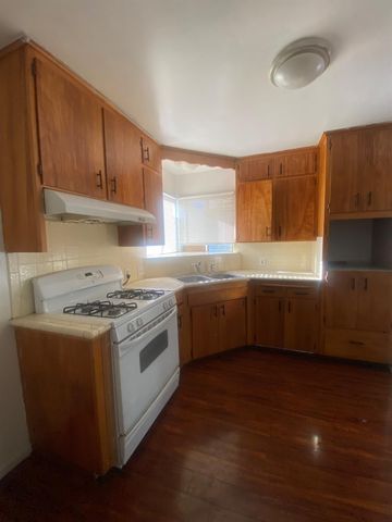 333 E Linden, Reedley, CA 93654